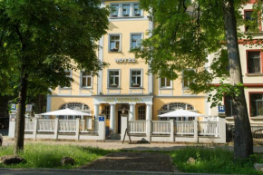 Отель Hotel Alt-Weimar  Веймар